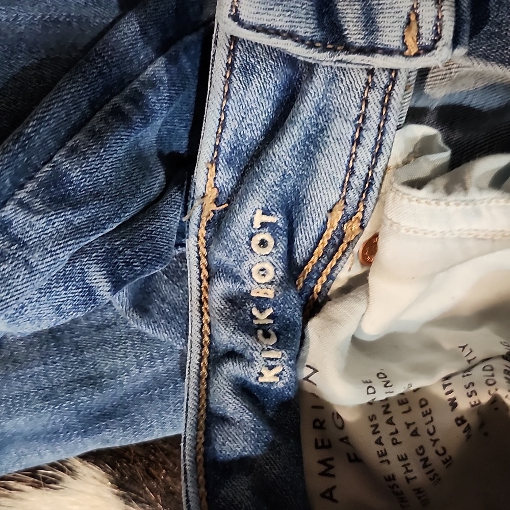 American Eagle Kick Boot Jeans - Picture 4 of 10
